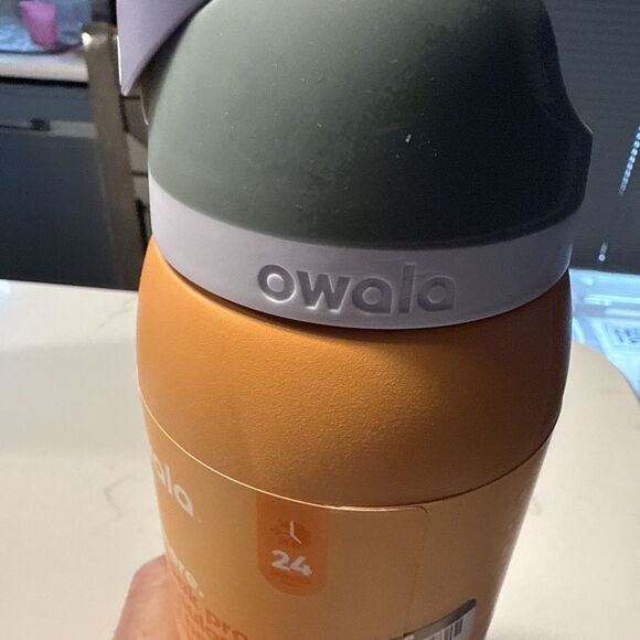 Owala 40oz FreeSip Stainless Steel Water Bottle - Tangy Tango - Picture 6 of 10